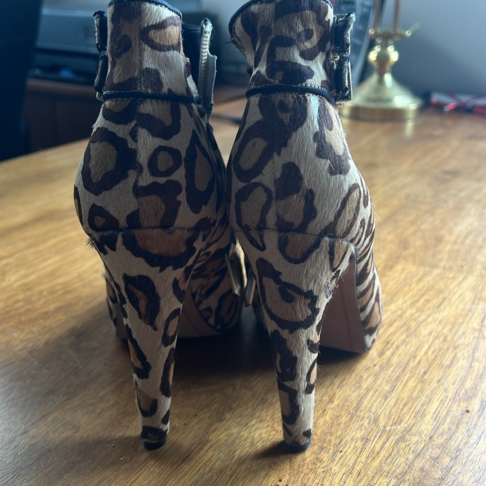 Sam Edelman hair calf platform animal print ankle boot size 8 - Picture 4 of 9